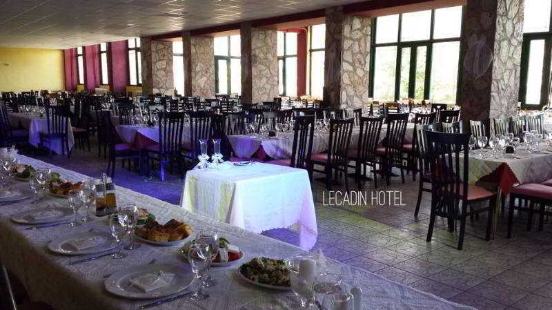 קרפניסיון Hotel Lecadin מראה חיצוני תמונה