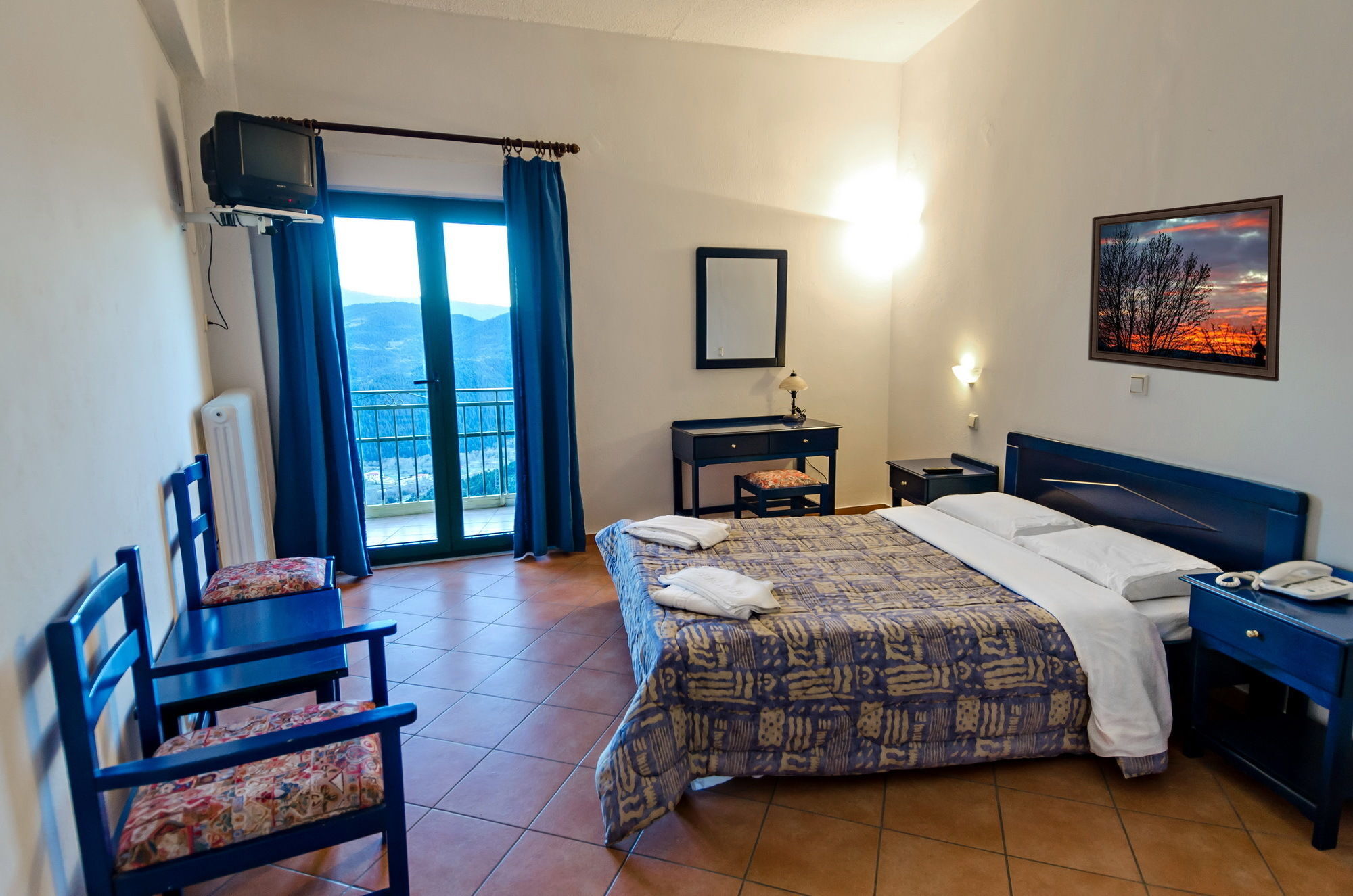 קרפניסיון Hotel Lecadin מראה חיצוני תמונה