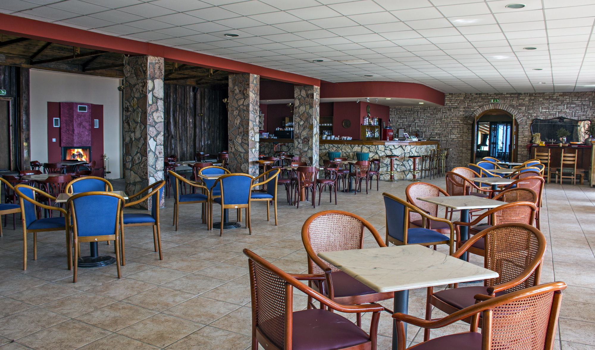 קרפניסיון Hotel Lecadin מראה חיצוני תמונה