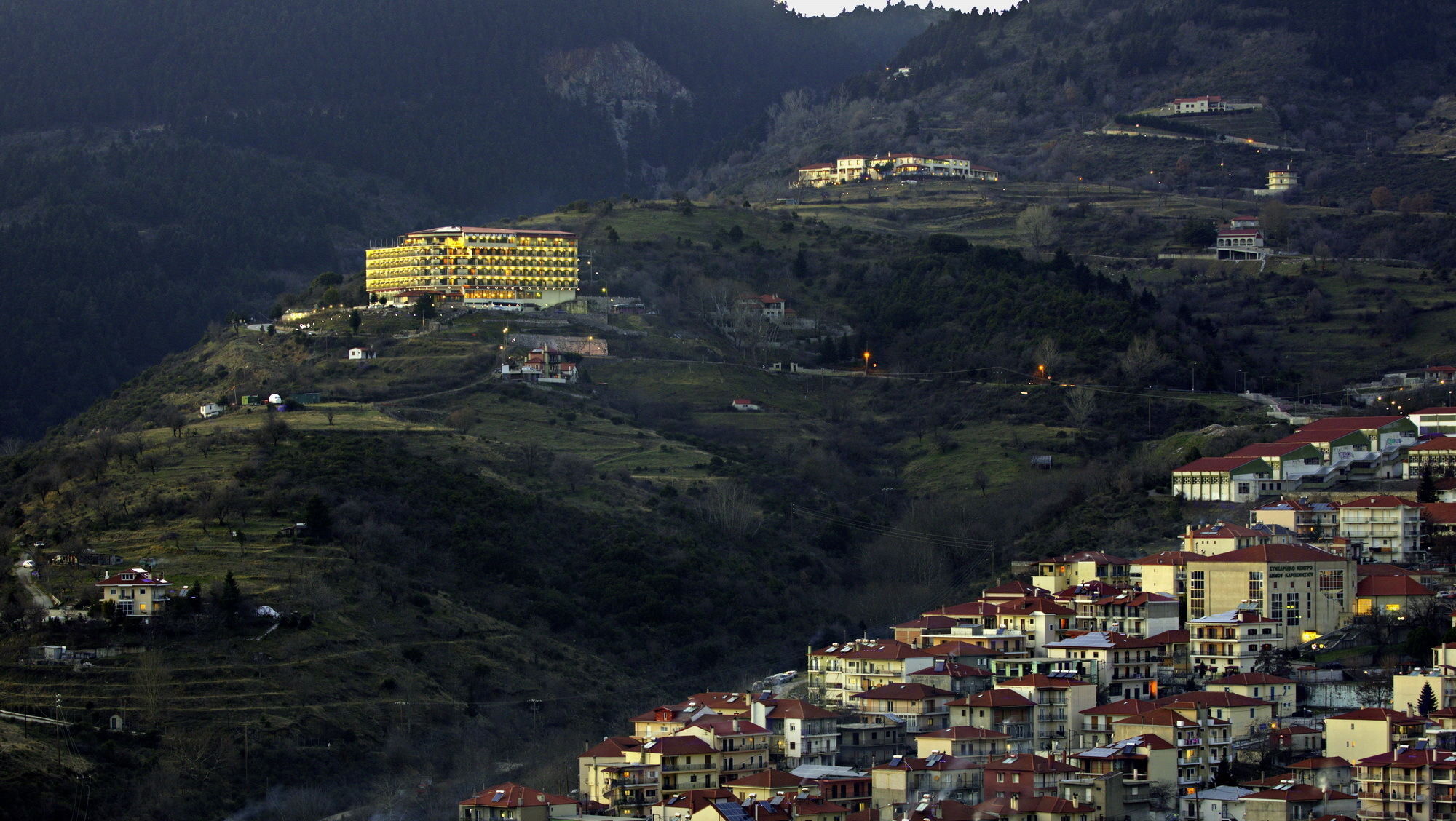 קרפניסיון Hotel Lecadin מראה חיצוני תמונה